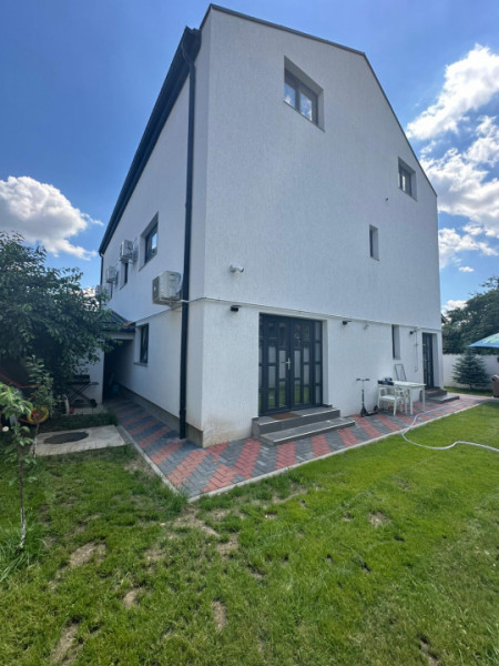Vila Individuala/Spatiu Comercial Bragadiru -Cristalului