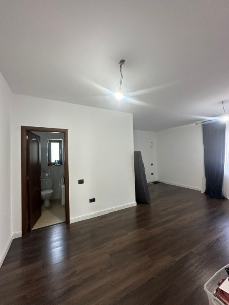 Vila Individuala/Spatiu Comercial Bragadiru -Cristalului