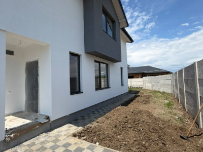 Vila 4 camere /Bragadiru-Celofibrei id nr 37