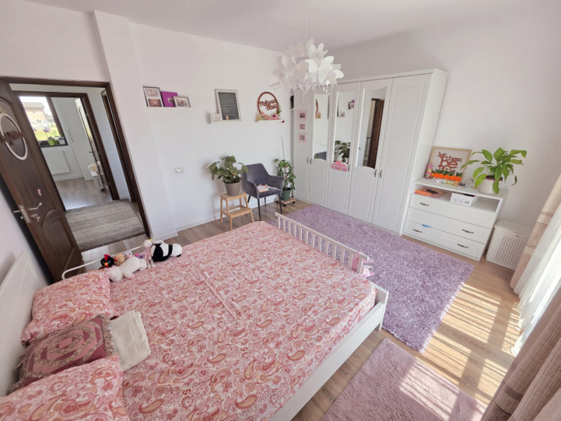 Vila/Casa de vanzare 4 camere/Bragadiru strada Topaz