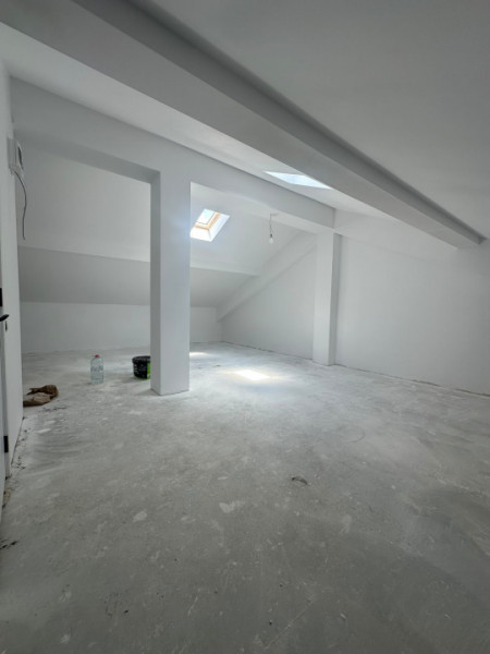 Casa de Vanzare/P+1+M/Bragadiru-Cartierul Independentei