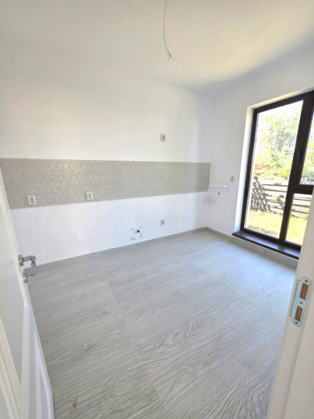 Vanzare Vila Individuala/Cristalului/5 camere id nr 54