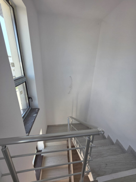 Vanzare Vila Individuala/Cristalului/5 camere id nr 54