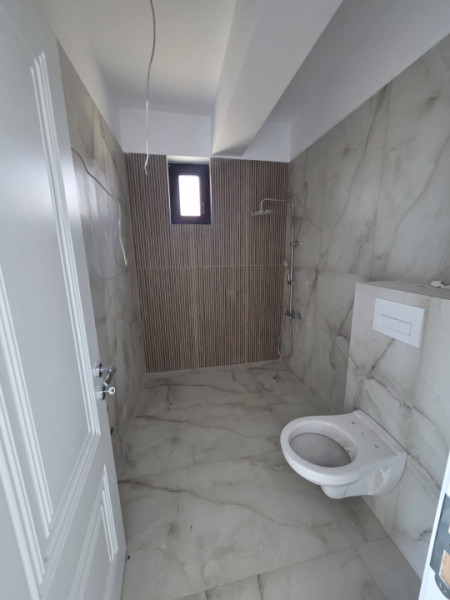 Vanzare Vila Individuala/Cristalului/5 camere id nr 54