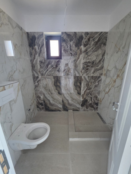 Vanzare Vila Individuala/Cristalului/5 camere id nr 54