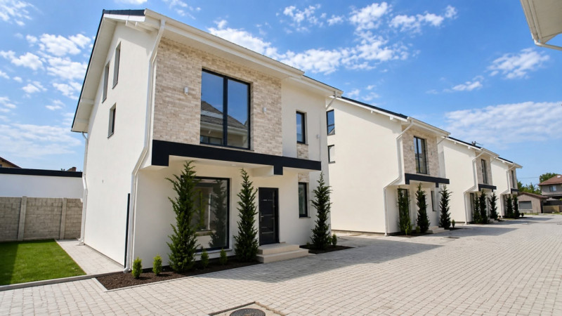 Casa Individuala/Cristalului P+1+M id nr 18