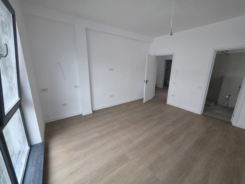 Casa Individuala/Cristalului P+1+M id nr 18