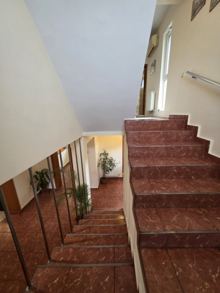 Vila Individuala /Piscina Proprie/Teren 2100 mp