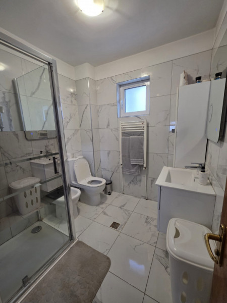 Vila Individuala /Piscina Proprie/Teren 2100 mp