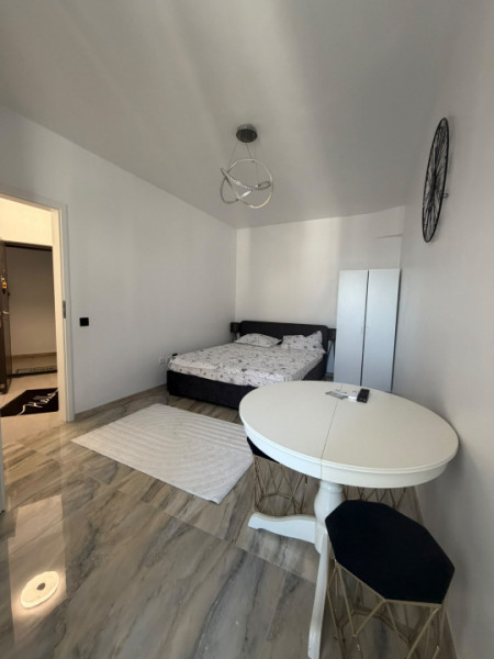 Garsoniera de Inchiriat str.Nazuintei /Bragadiru