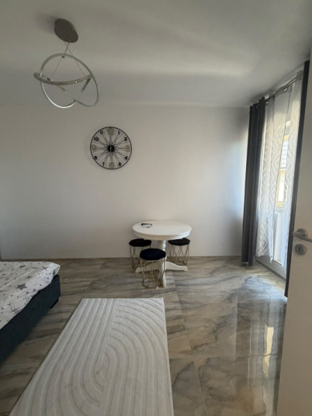 Garsoniera de Inchiriat str.Nazuintei /Bragadiru