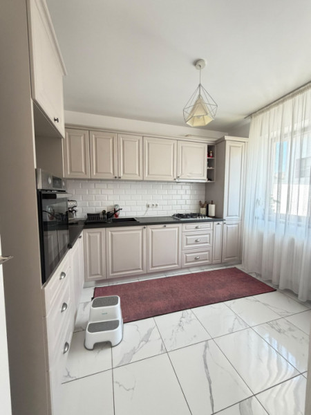Casa/Vila 4 Camere 3 bai/Bragadiru-Cristalului