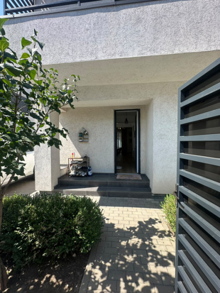 Casa/Vila 4 Camere 3 bai/Bragadiru-Cristalului