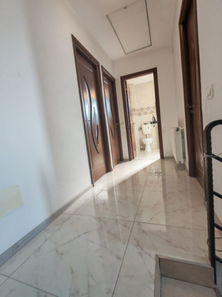 Laterala de Triplex /Bragadiru-Topaz/4 camere
