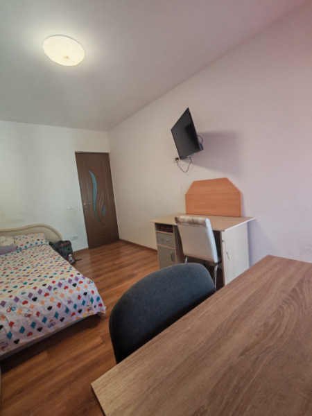 Laterala de Triplex /Bragadiru-Topaz/4 camere
