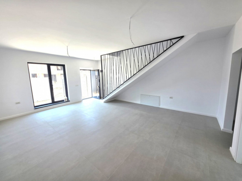 Vanzare Casa tip triplex/3 camere id nr 50