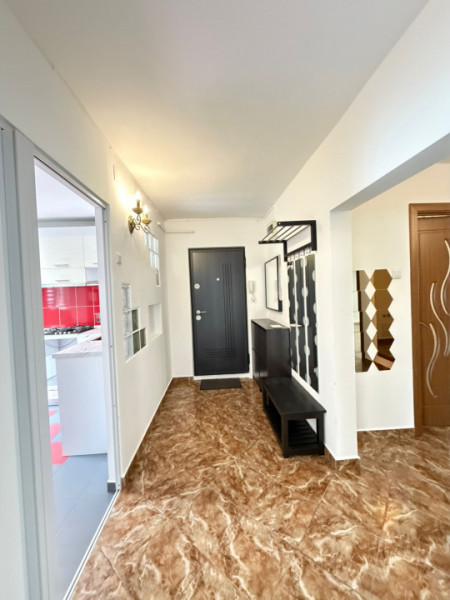 Apartament 3 camere/Bragadiru Central