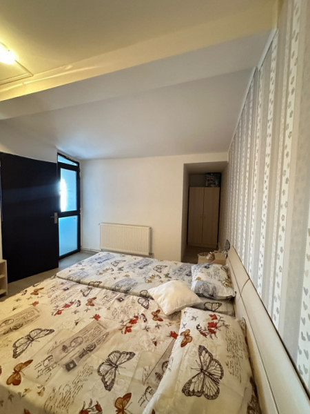 Apartament 5 camere/Bragadiru-Cristalului