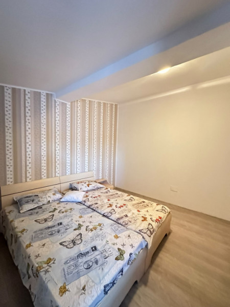 Apartament 5 camere/Bragadiru-Cristalului