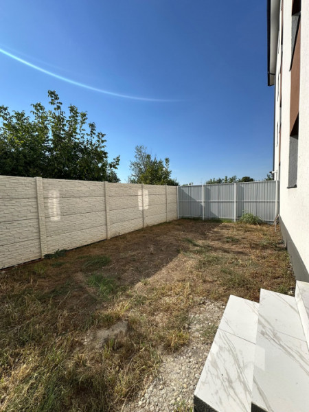 Apartament 2 camere cu gradina proprie