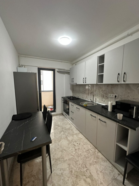 Apartament 2 camere vis a vis de Mc