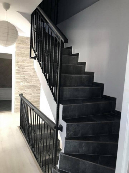 Vanzare/Duplex P+1+M Bragadiru-Strada Gliei 