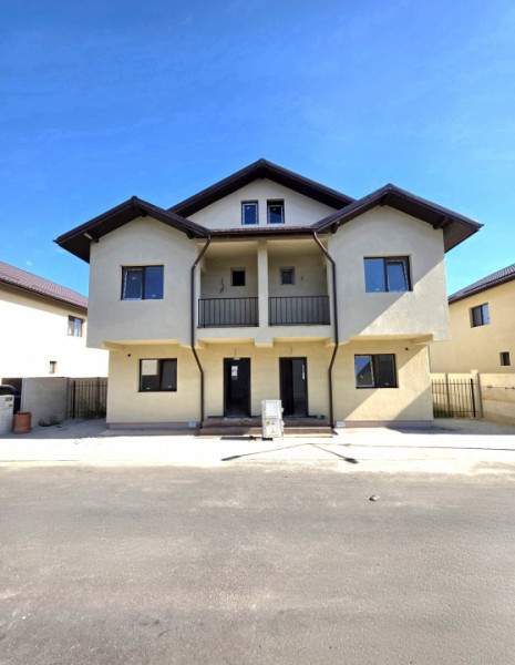 Vila Duplex de Vanzare/Bagadiru-Cristalului