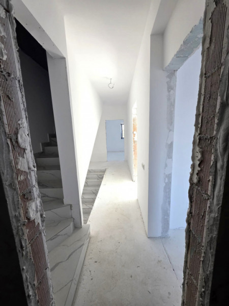 Vila Duplex de Vanzare/Bagadiru-Cristalului