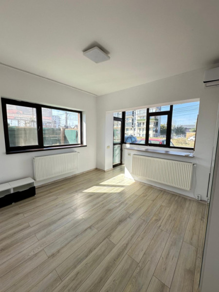 Apartament 3 camere de Inchiriat -Safirului