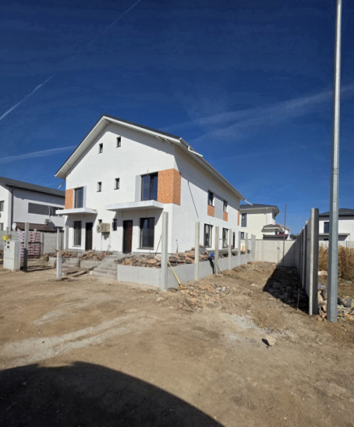 Vila Cub unitate pe spate 4 camere /Bragadiru strada Preciziei