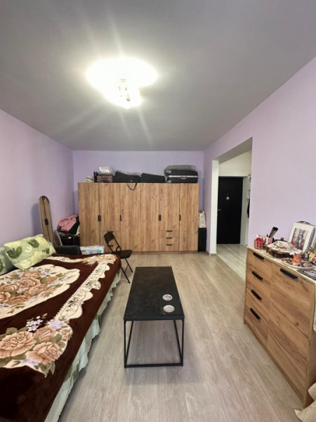 Vanzare Garsoniera strada Neamului-Bragadiru