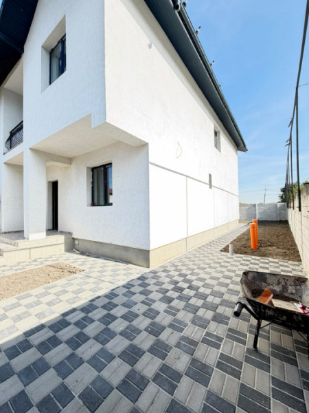 Vila P+1+M in Bragadiru-Celofibrei/Mansarda Finisata
