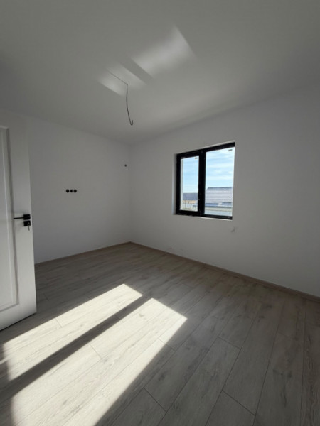 Vila P+1+M in Bragadiru-Celofibrei/Mansarda Finisata